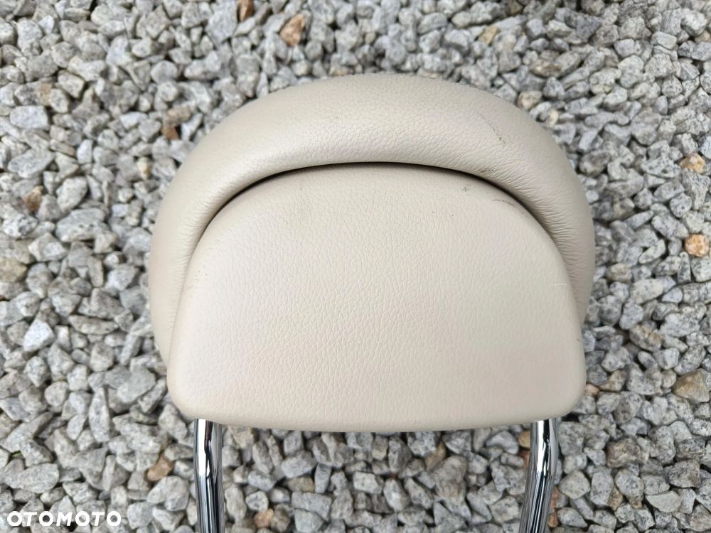 MERCEDES W211 ZAGŁÓWEK SKÓRZANY FOTELA LEWY PRAWY BEŻOWY - 7