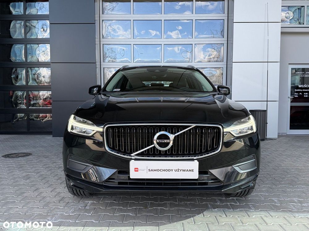 Volvo XC 60 T4 Momentum Pro - 4