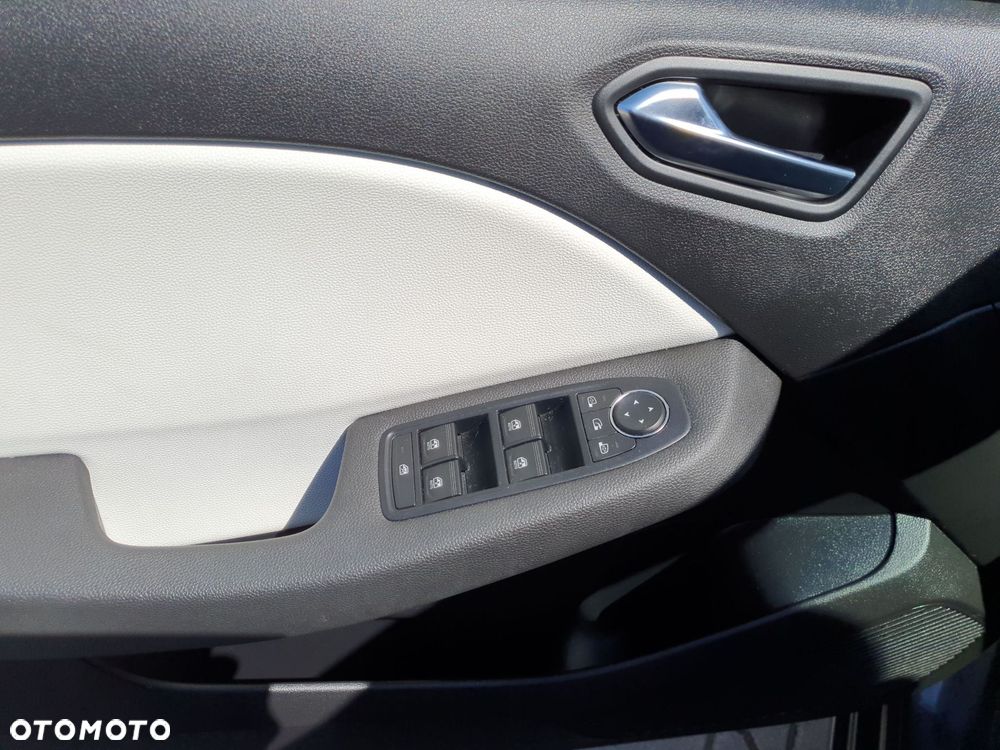 Renault Clio 1.0 TCe Techno - 10