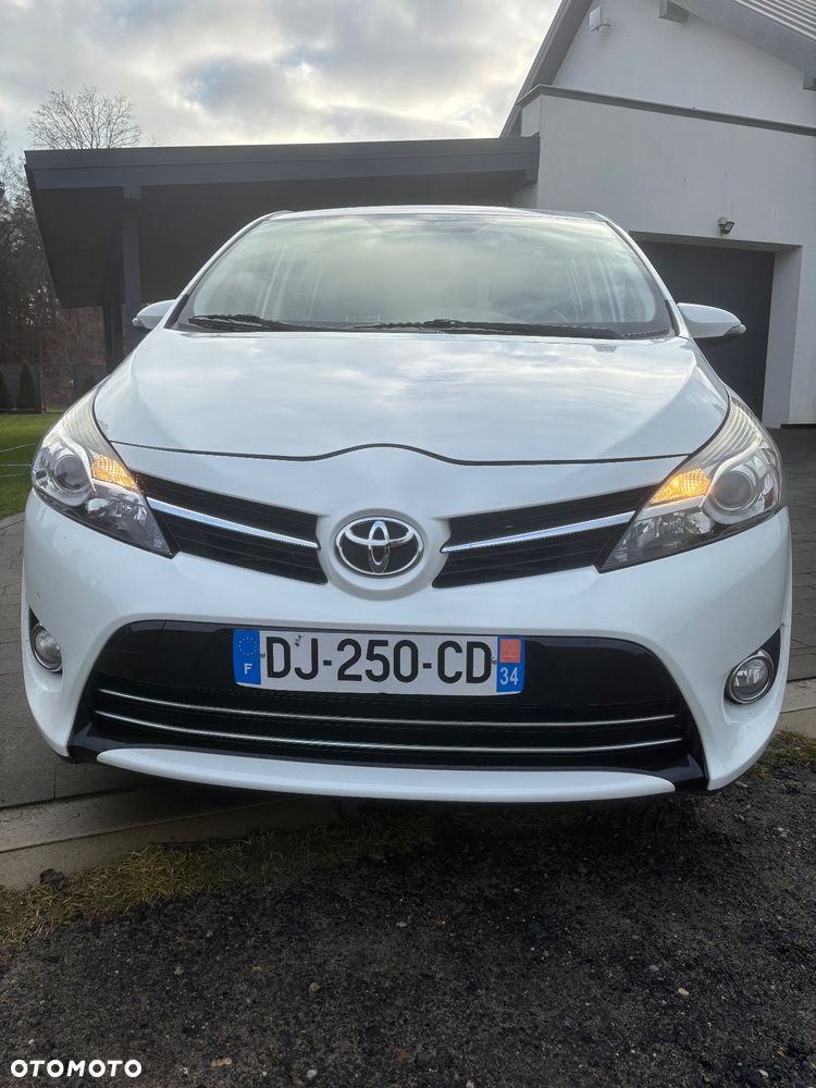 Toyota Verso 1.6 D-4D 5-Sitzer Start/Stop Executive - 3
