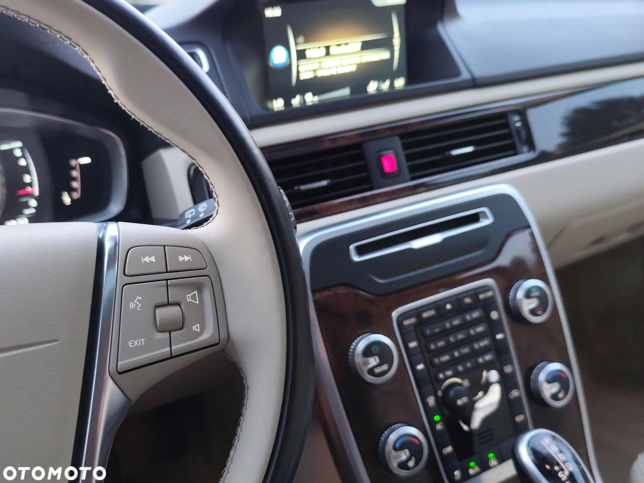 Volvo XC 70 T5 Geartronic Momentum - 28