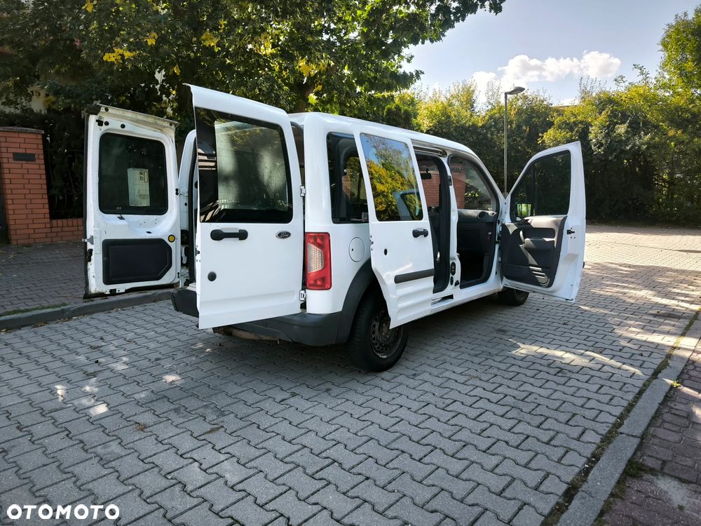 Ford Tourneo Connect - 17