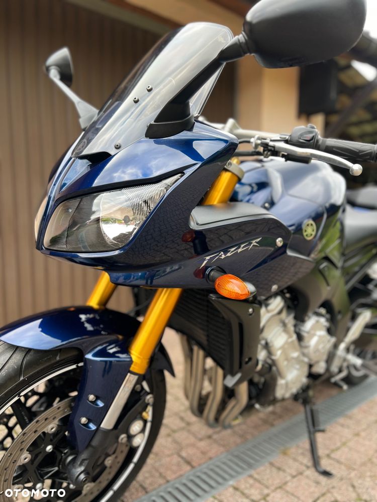 Yamaha FZ - 13