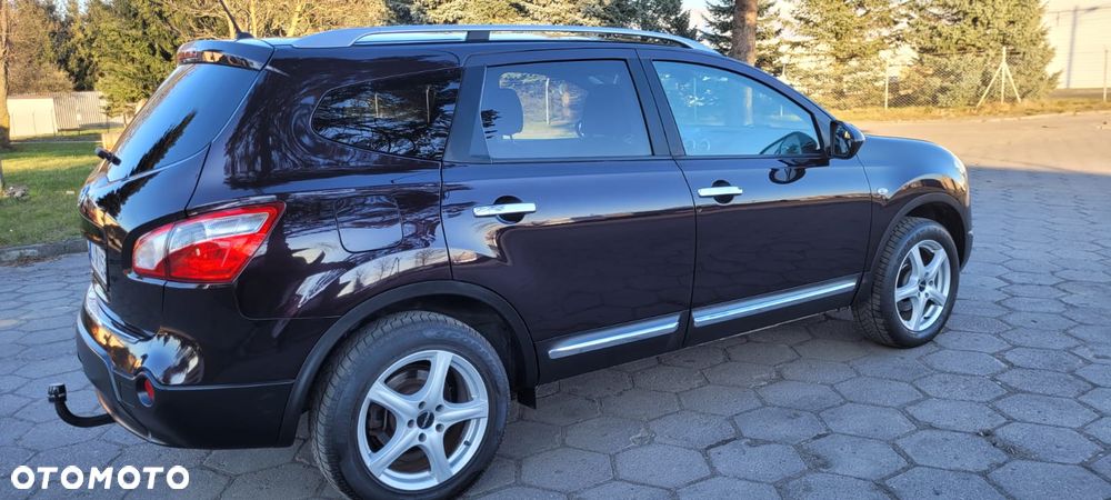 Nissan Qashqai+2 - 9