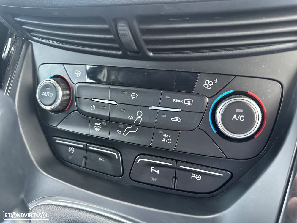 Ford Kuga 1.5 TDCi Titanium - 16