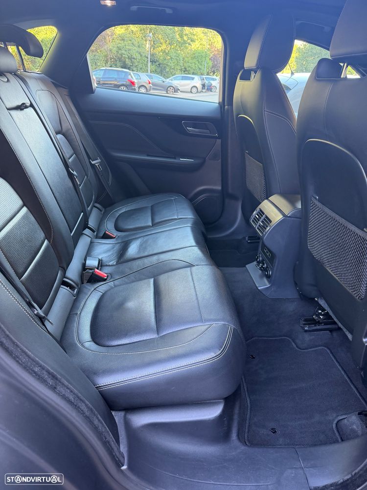 Jaguar F-Pace 20d AWD Aut. Prestige - 11