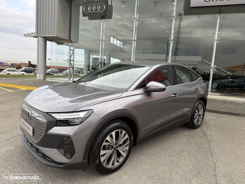 Audi Q4 Sportback e-tron 40 63 kWh SE Business - 2