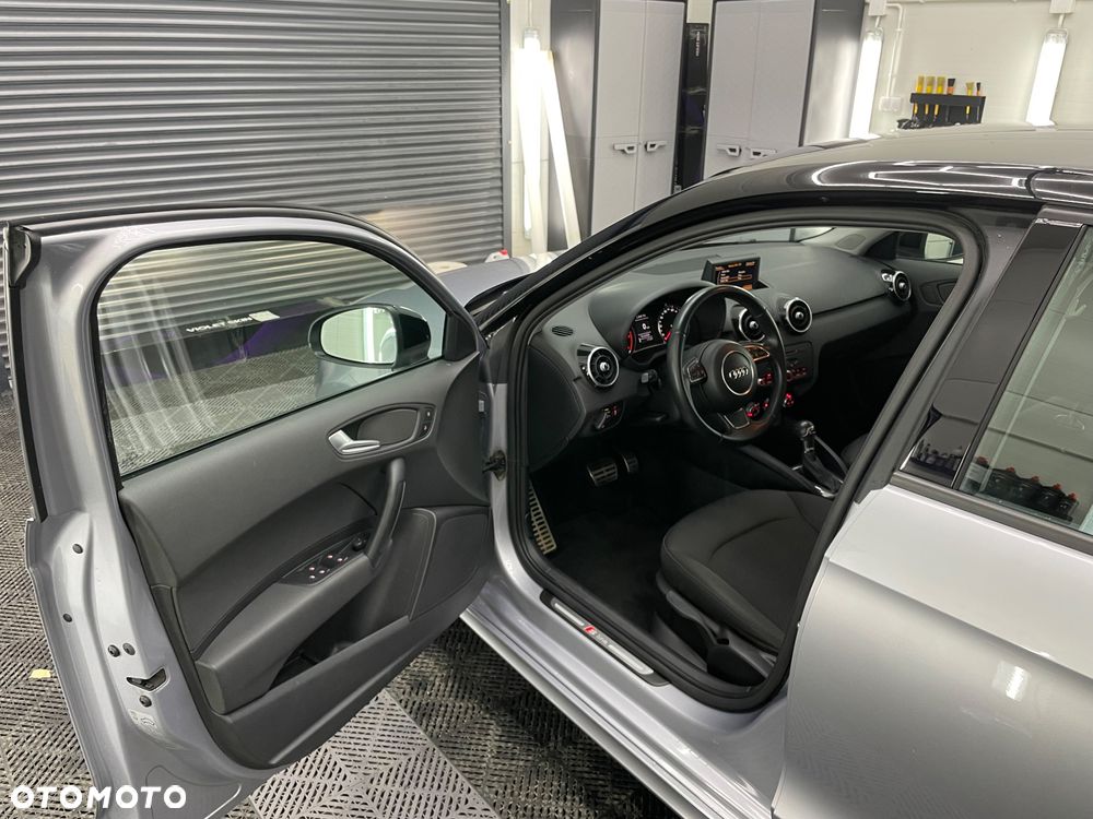 Audi A1 Sportback 1.6 TDI S tronic S line edition - 10