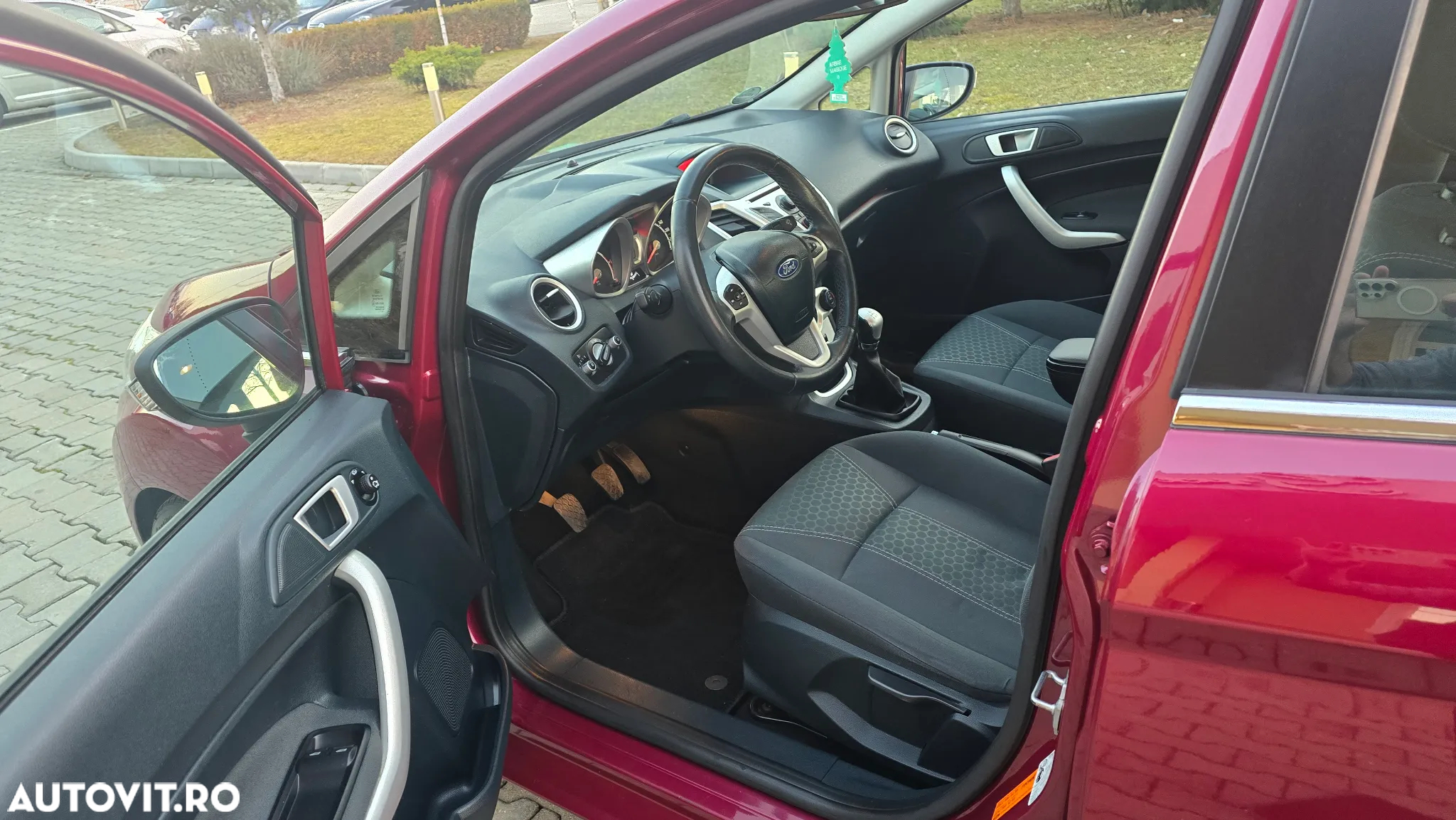 Ford Fiesta - 7