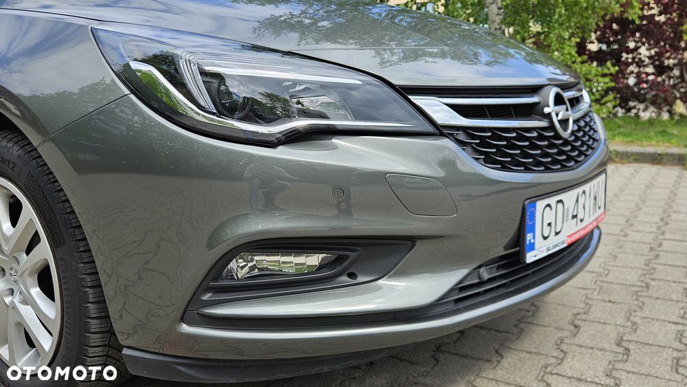 Opel Astra 1.4 T Enjoy S&S - 10