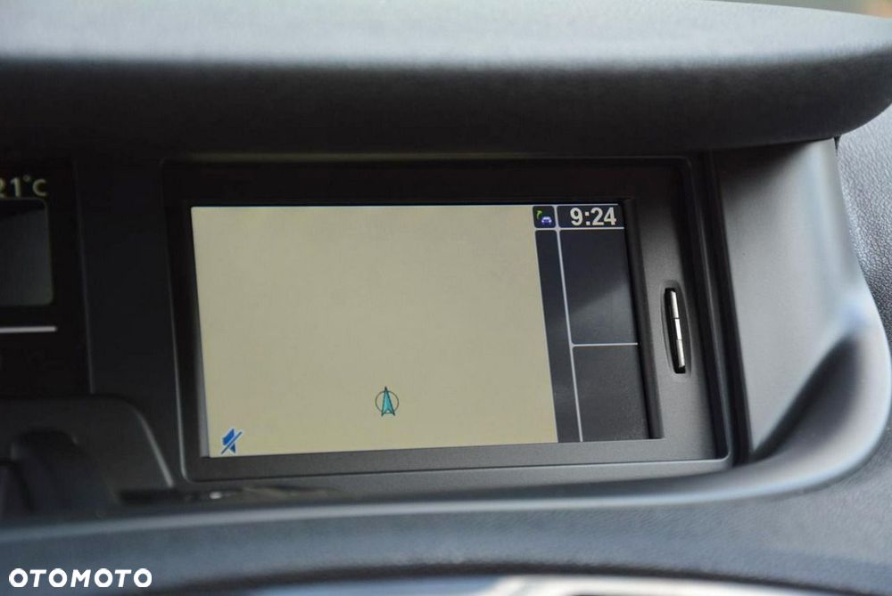 Renault Scenic ENERGY TCe 130 BOSE EDITION - 25