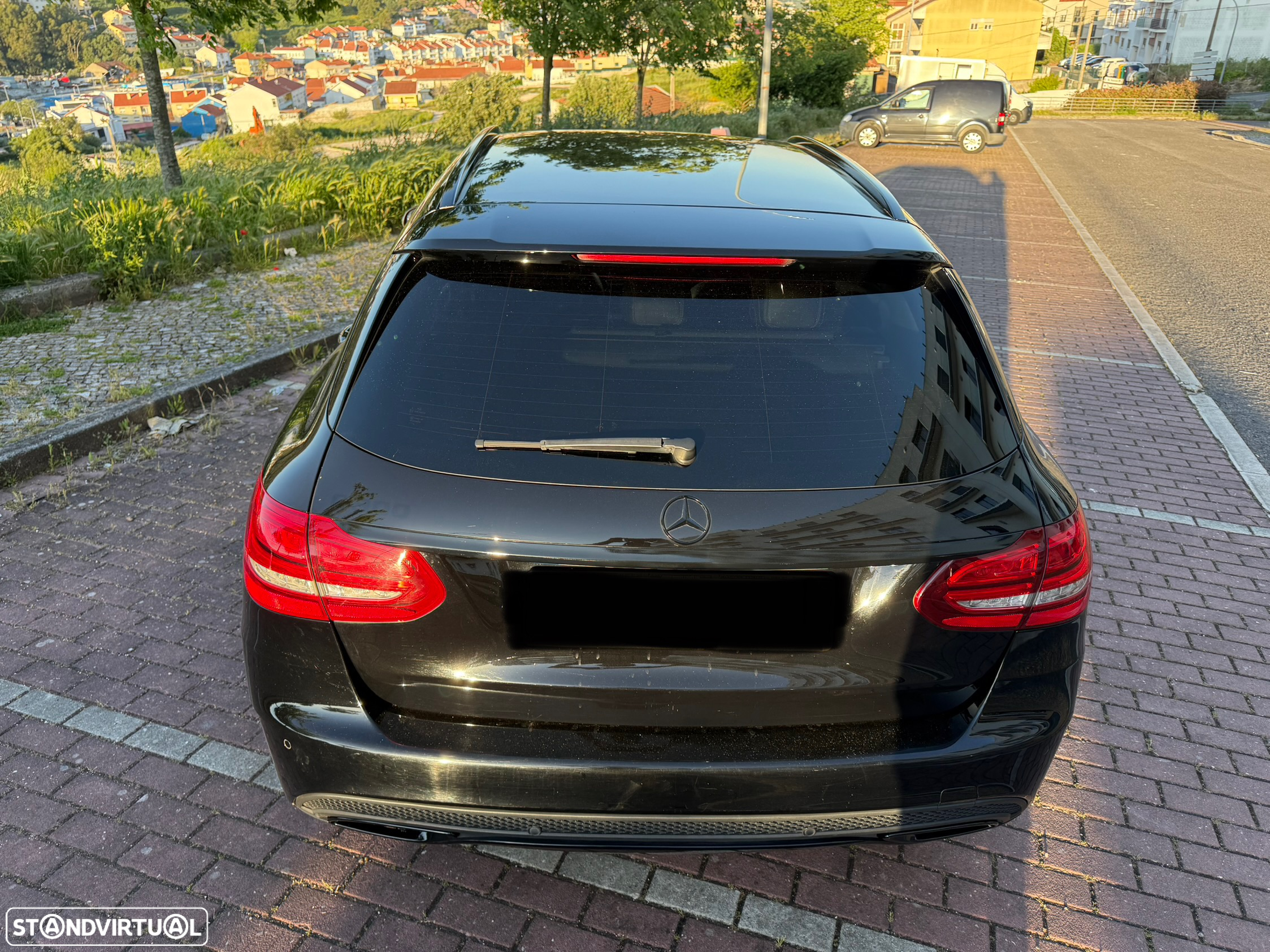 Mercedes-Benz C 300 BlueTEC Hybrid AMG Line - 12