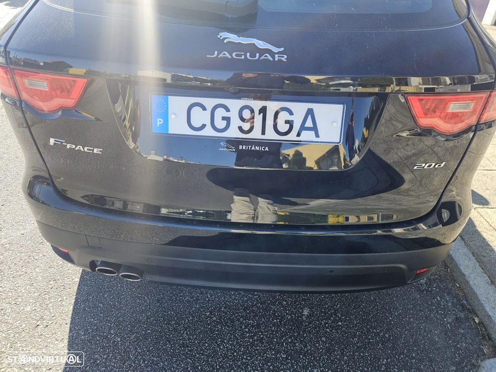 Jaguar F-Pace 2.0 i4D Pure - 6