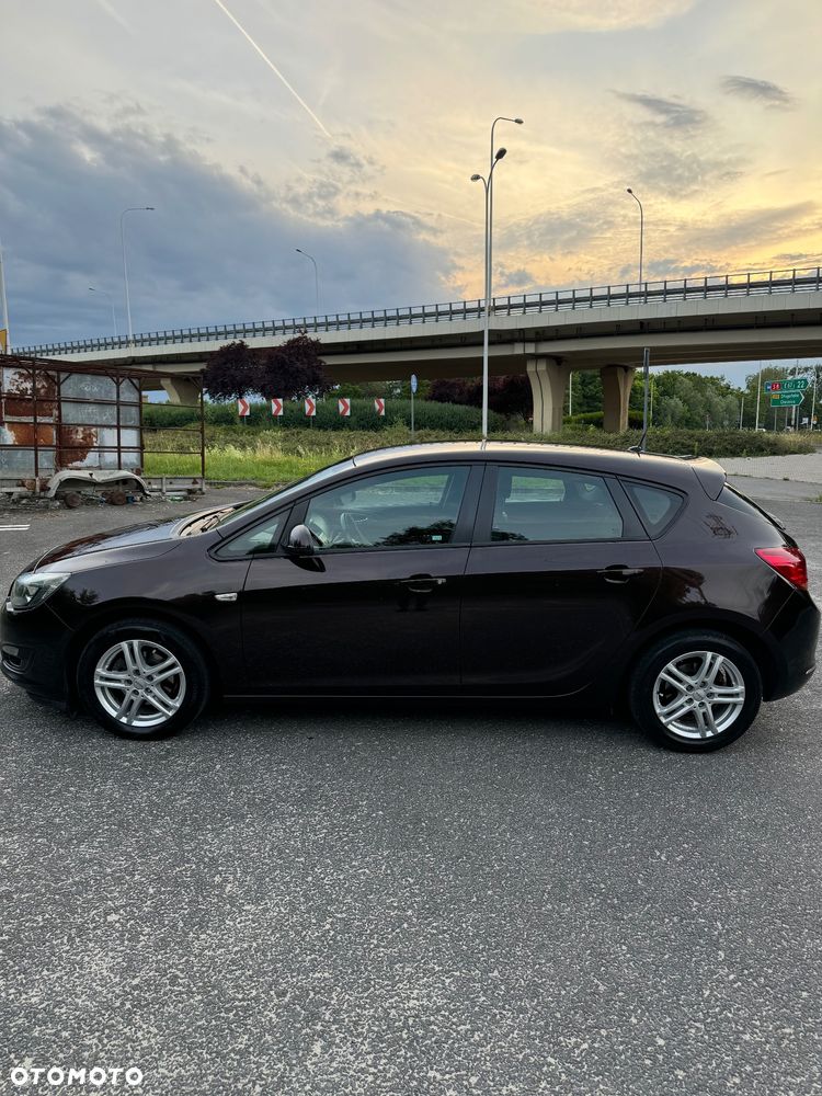 Opel Astra ver-1-6-enjoy - 6