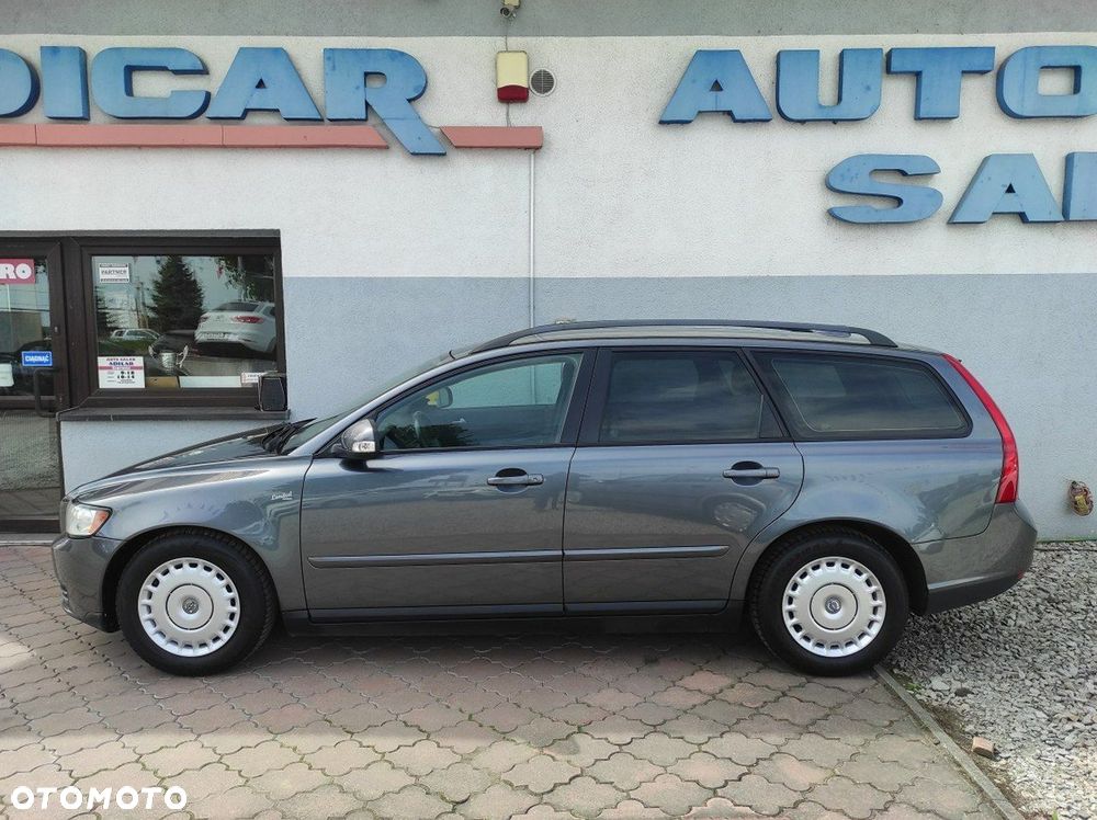 Volvo V50 - 3
