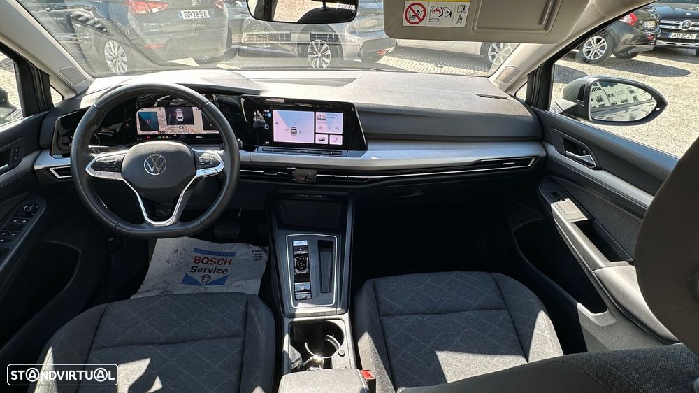 VW Golf Variant 1.0 eTSI Life DSG - 12