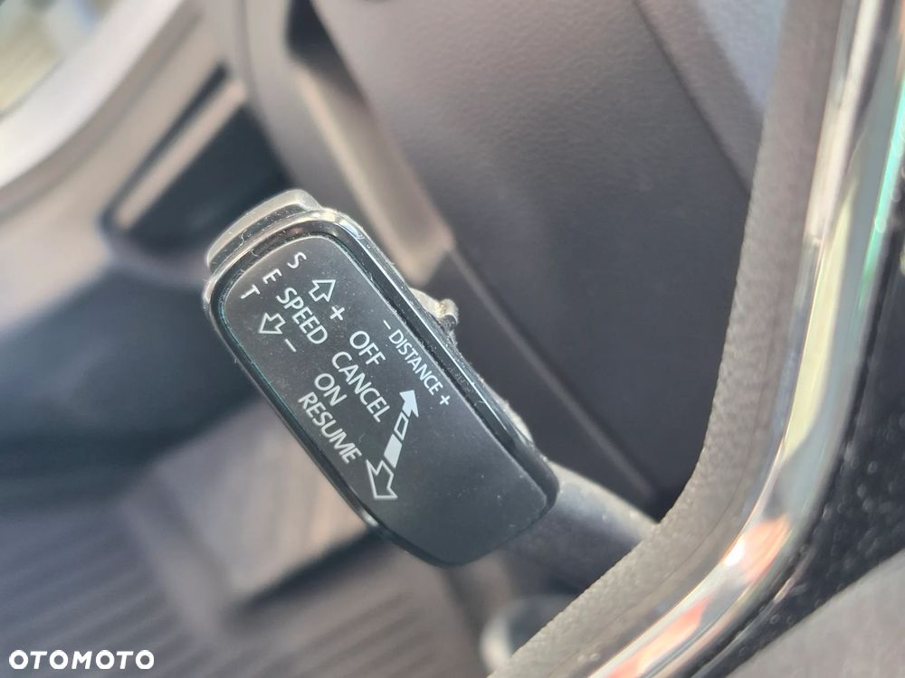 Skoda Superb 2.0 TDI SCR Ambition DSG - 13