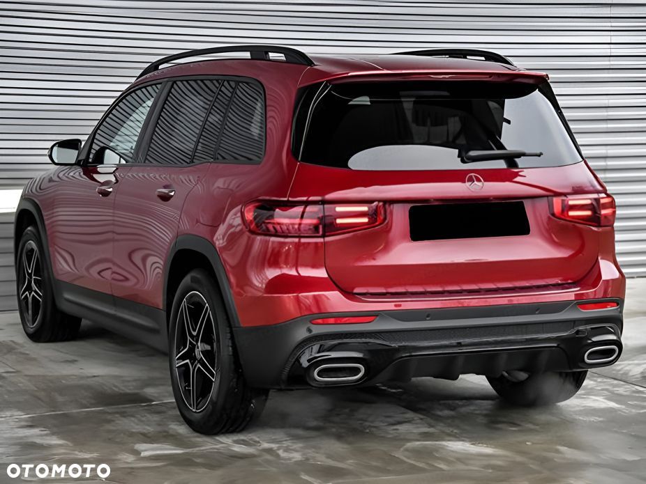 Mercedes-Benz GLB 200 AMG Line 7G-DCT - 4