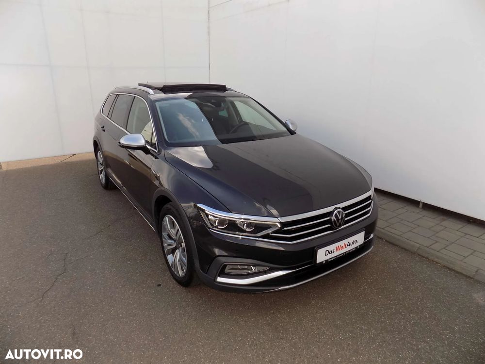 Volkswagen Passat Alltrack 2.0 TDI SCR DSG 4Motion - 8