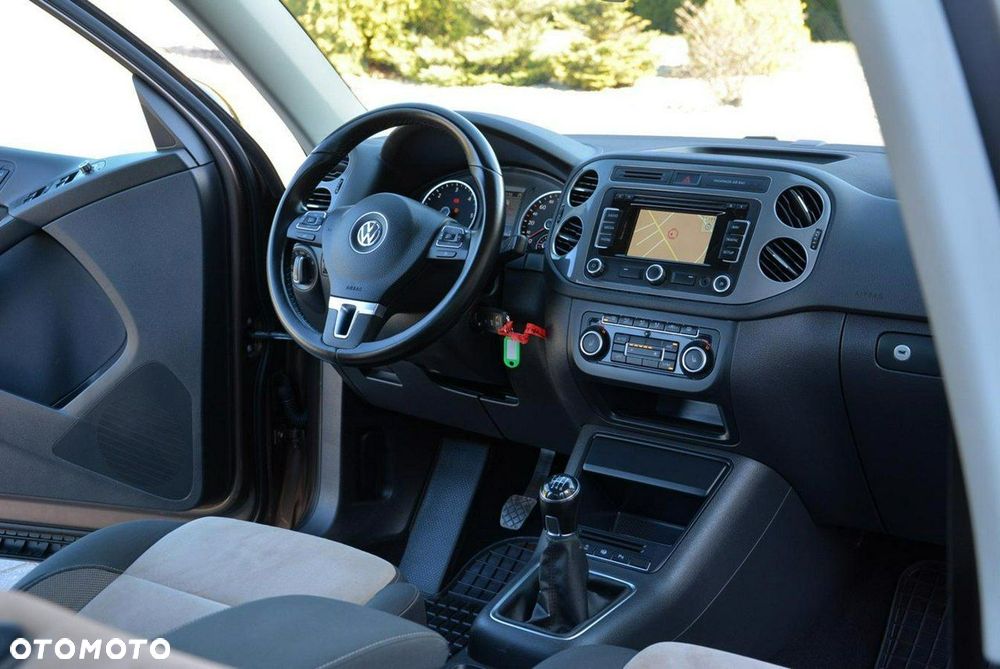 Volkswagen Tiguan 2.0 TDI DPF BlueMotion Technology Cup Sport & Style - 22