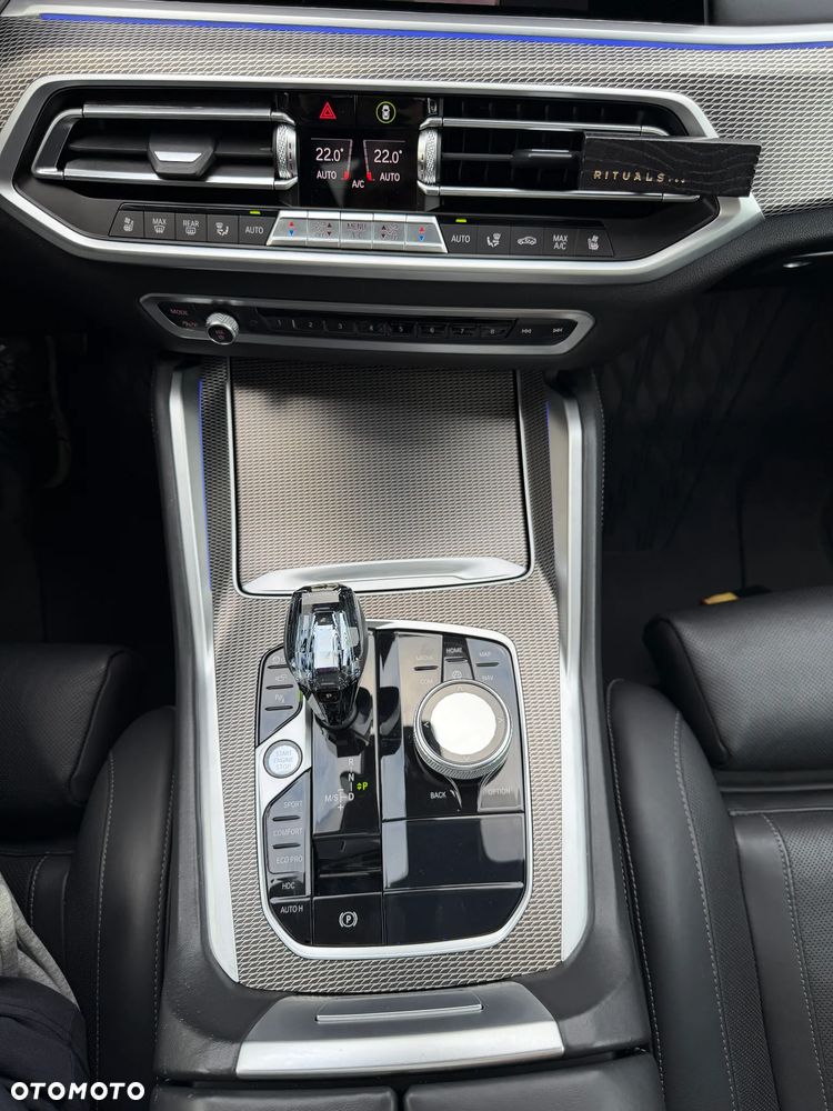 BMW X6 xDrive40d mHEV - 25