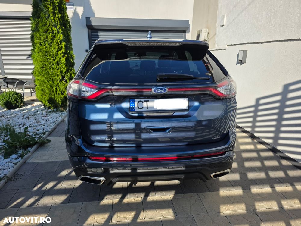 Ford Edge 2.0 TDCi Powershift Titanium - 11