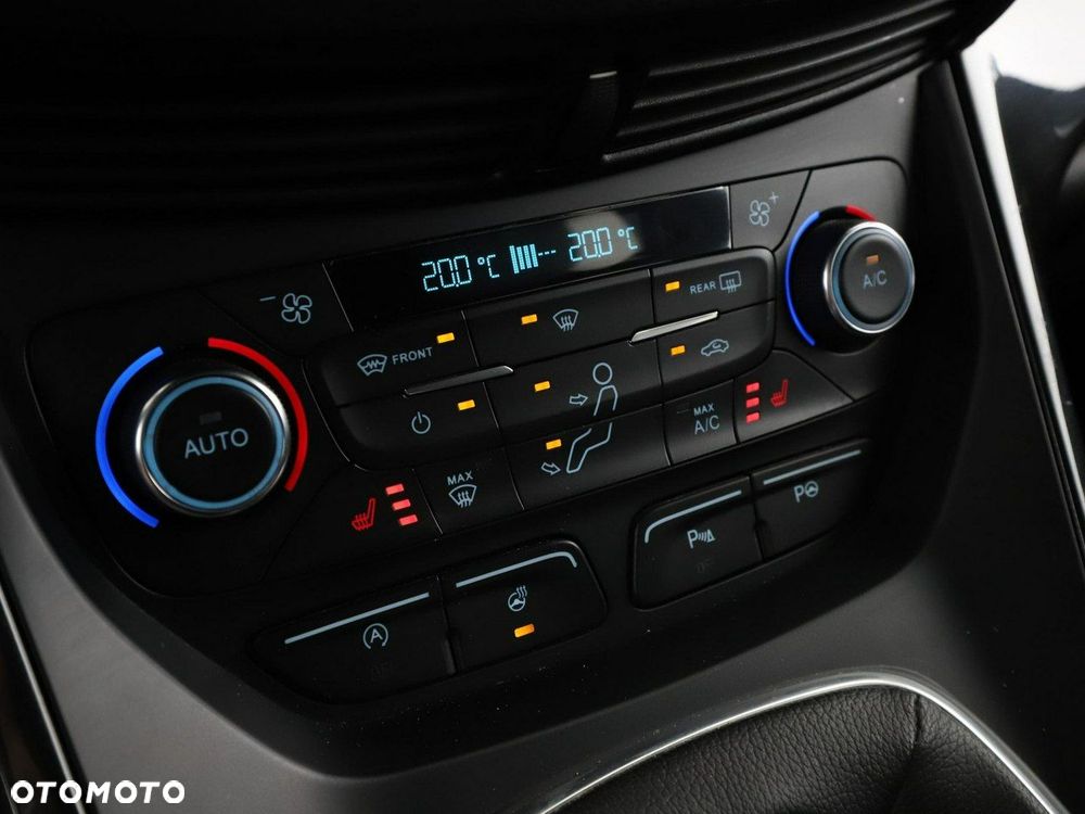Ford Kuga 1.5 EcoBoost 2x4 ST-Line - 28
