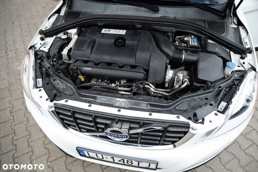 Volvo XC 60 T6 AWD Momentum - 13