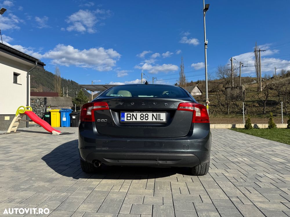 Volvo S60 DRIVe Start-Stop Momentum - 5