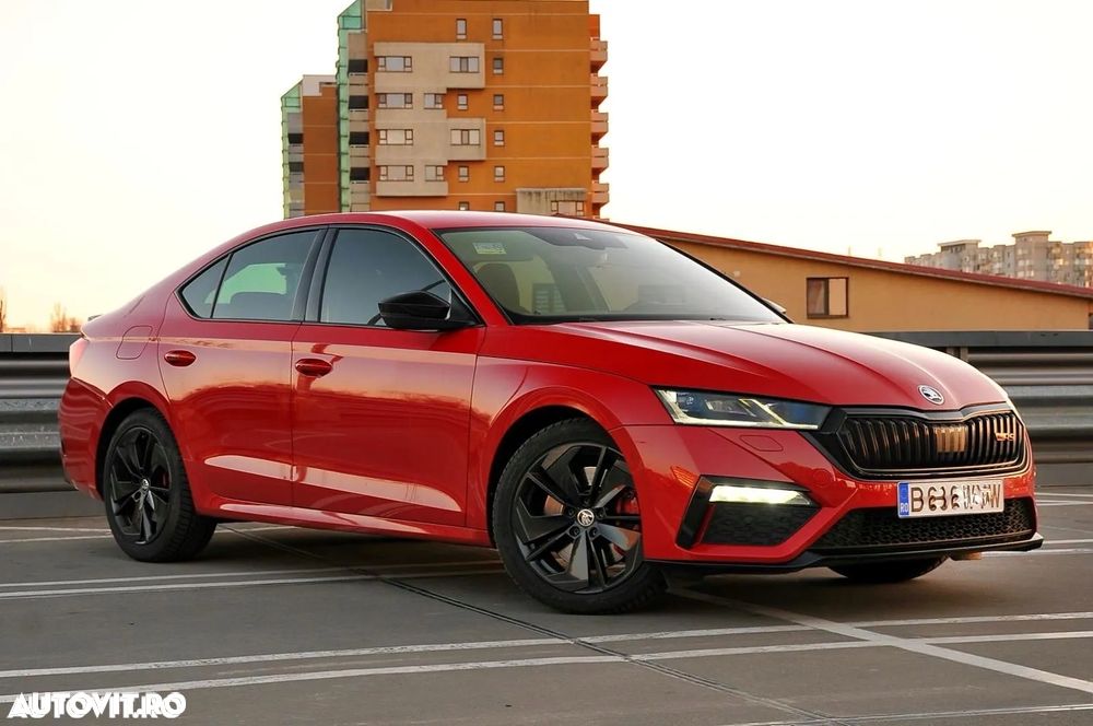 Skoda Octavia 2.0 TSI DSG RS - 3