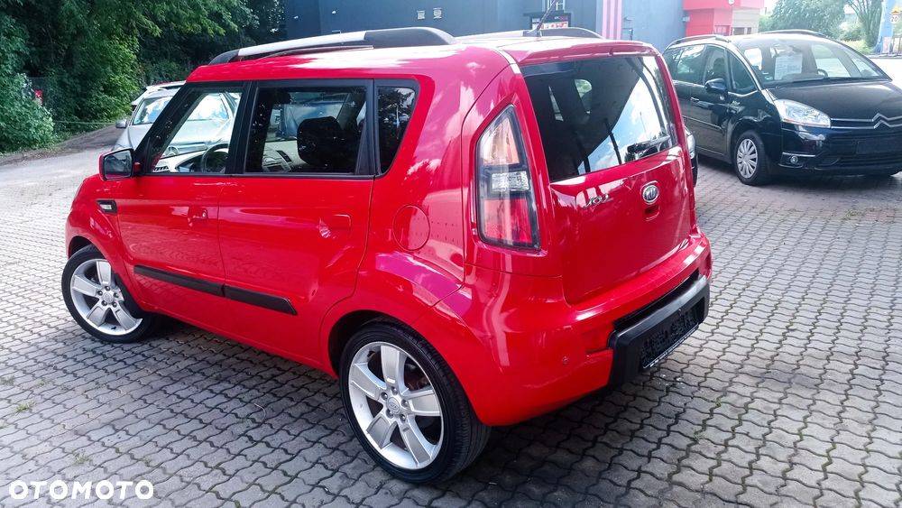 Kia Soul 1.6 L - 21