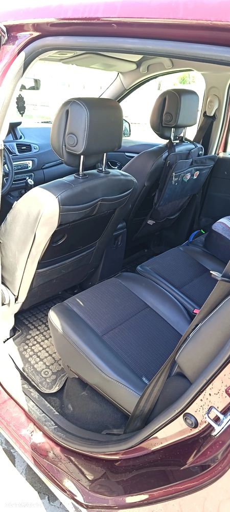Renault Scenic 1.5dCi TomTom Edition - 11