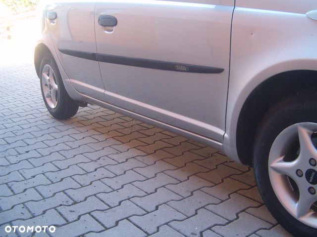 Toyota Yaris - 31