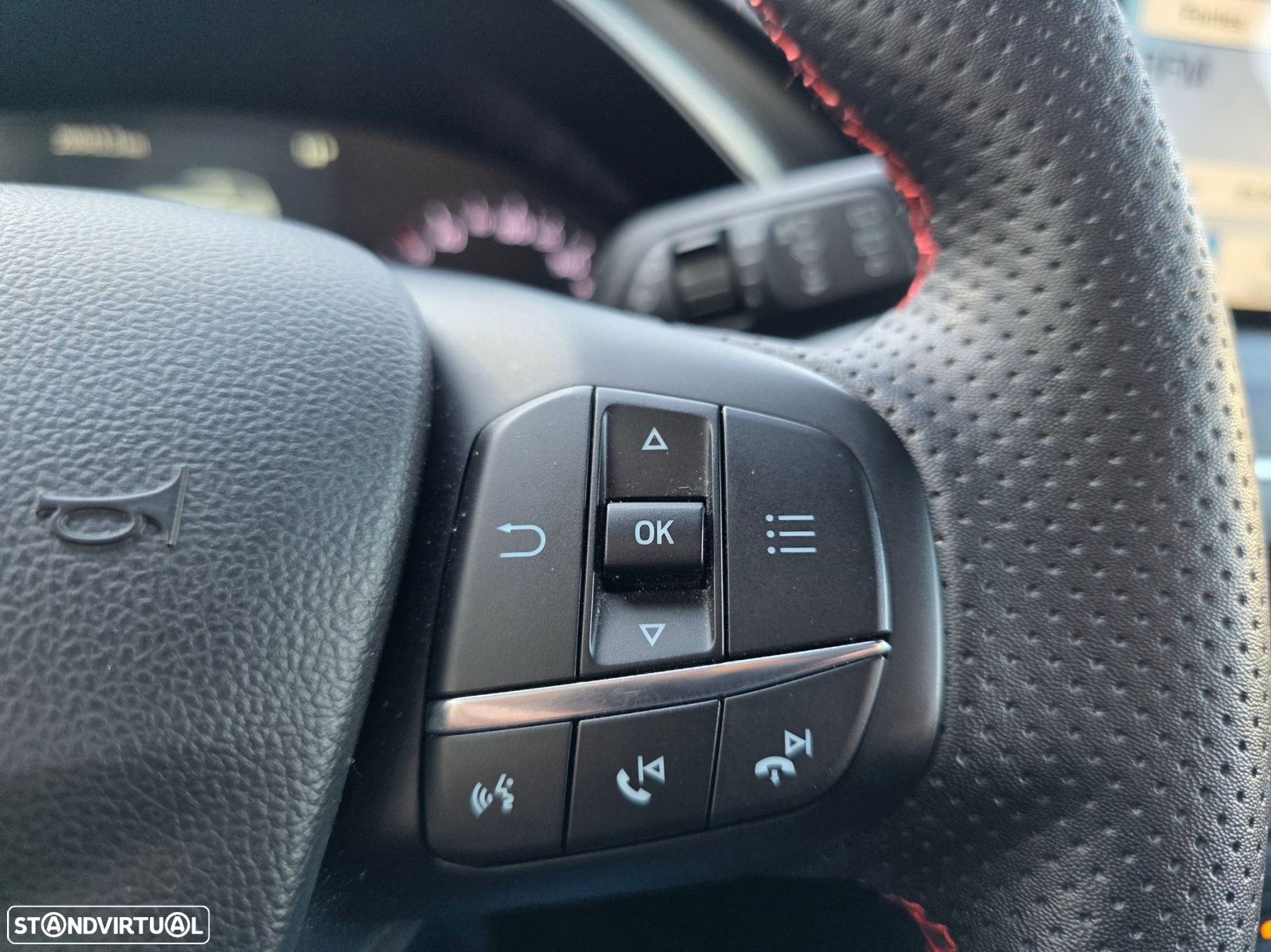 Ford Focus SW 1.0 EcoBoost MHEV ST-Line - 14