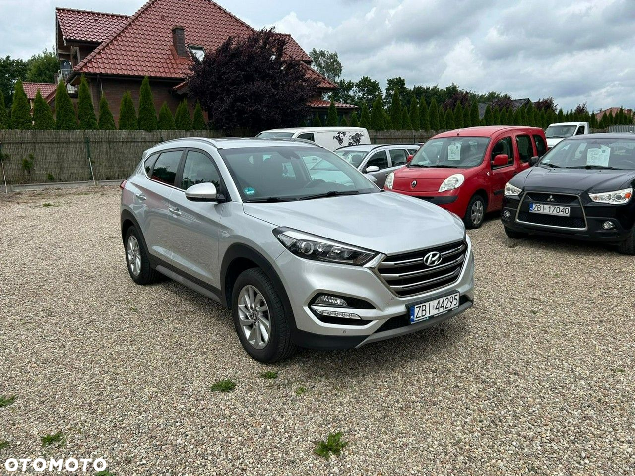 Hyundai Tucson - 2