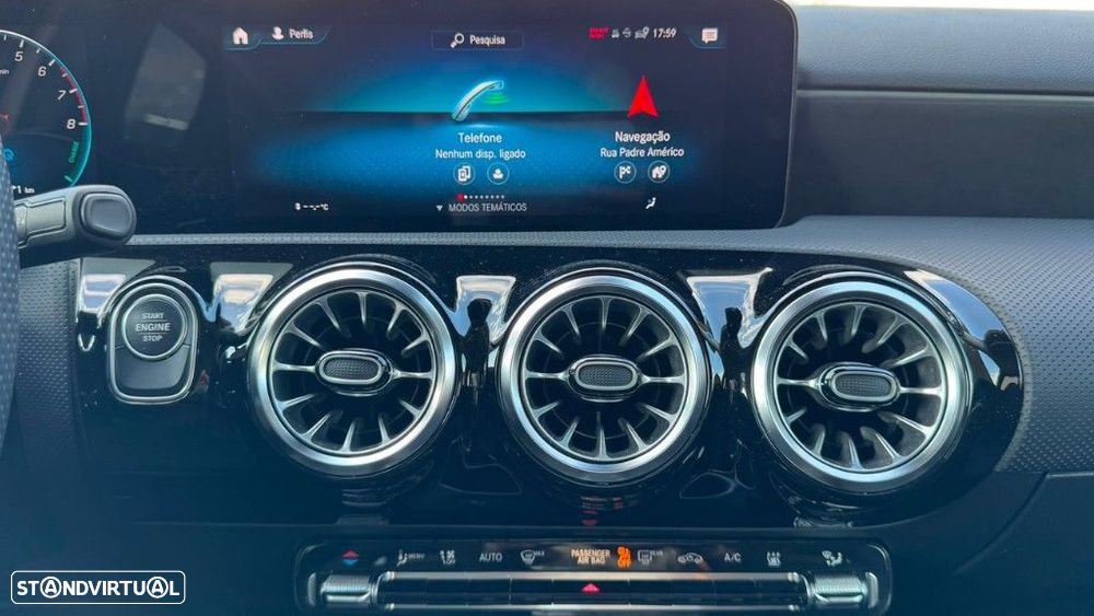Mercedes-Benz A 250 e 8G-DCT AMG Line - 16