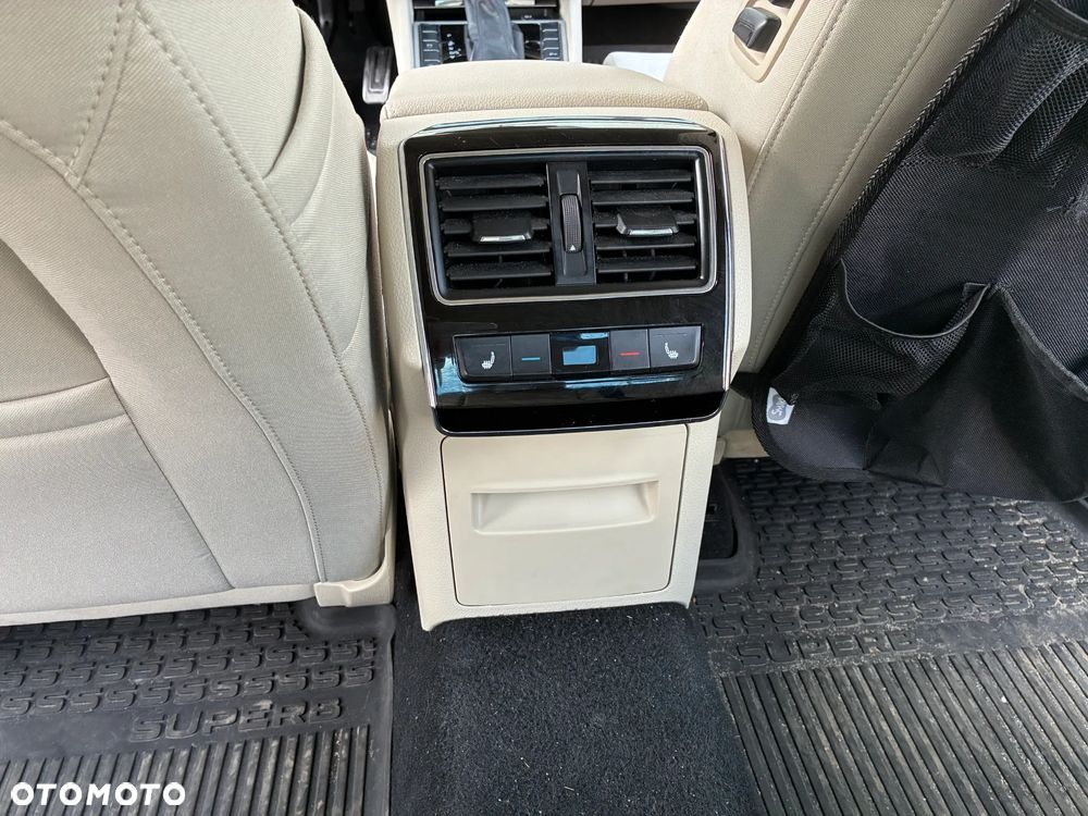 Skoda Superb - 16