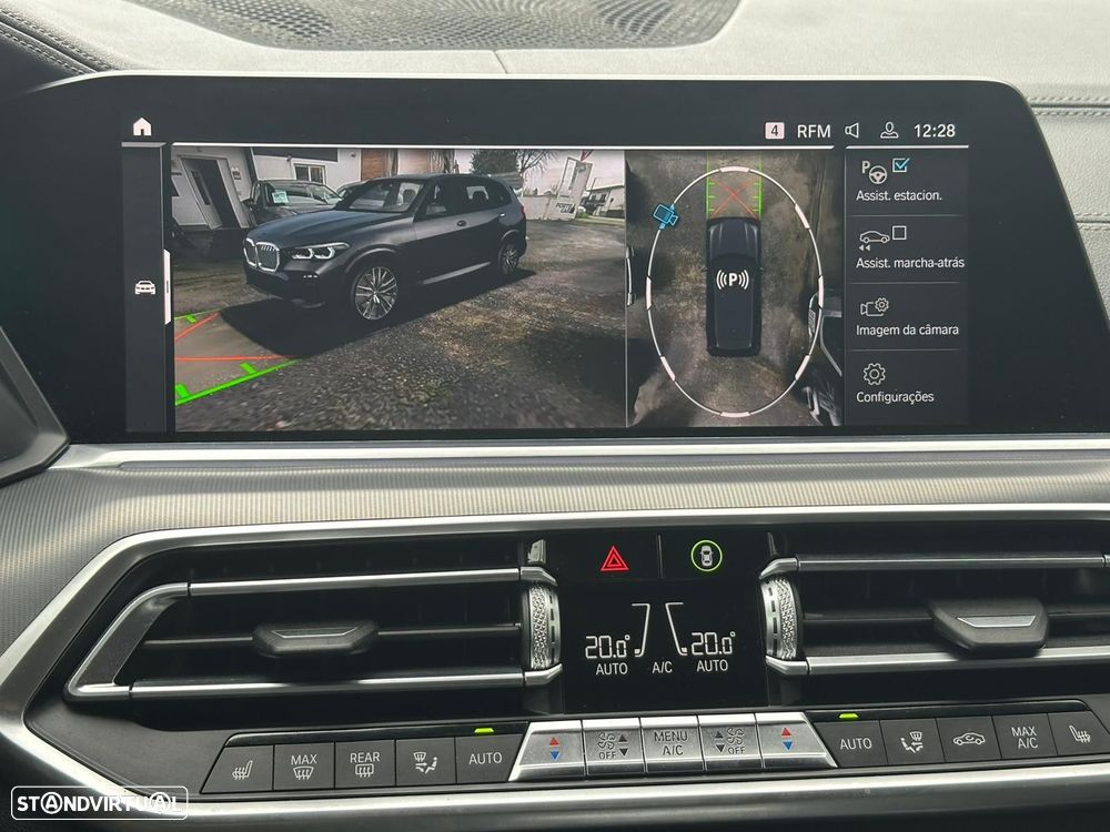 BMW X5 45 e xDrive Pack M - 29