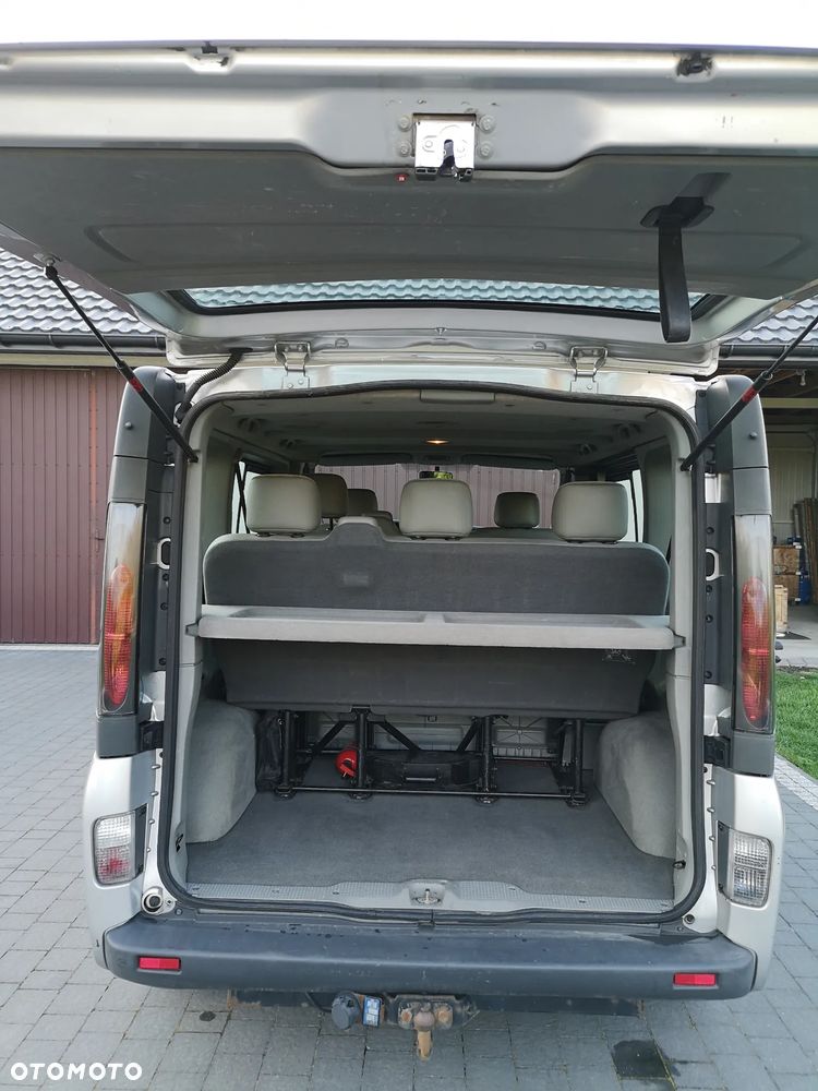 Renault Trafic - 8