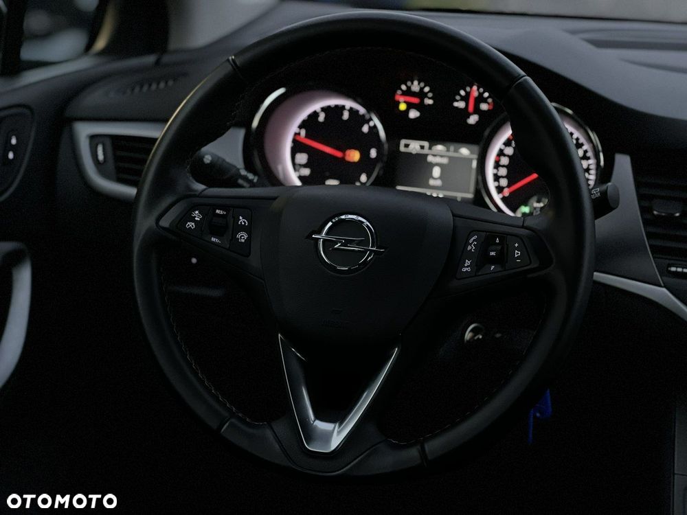 Opel Astra 1.6 CDTI Dynamic S&S - 17