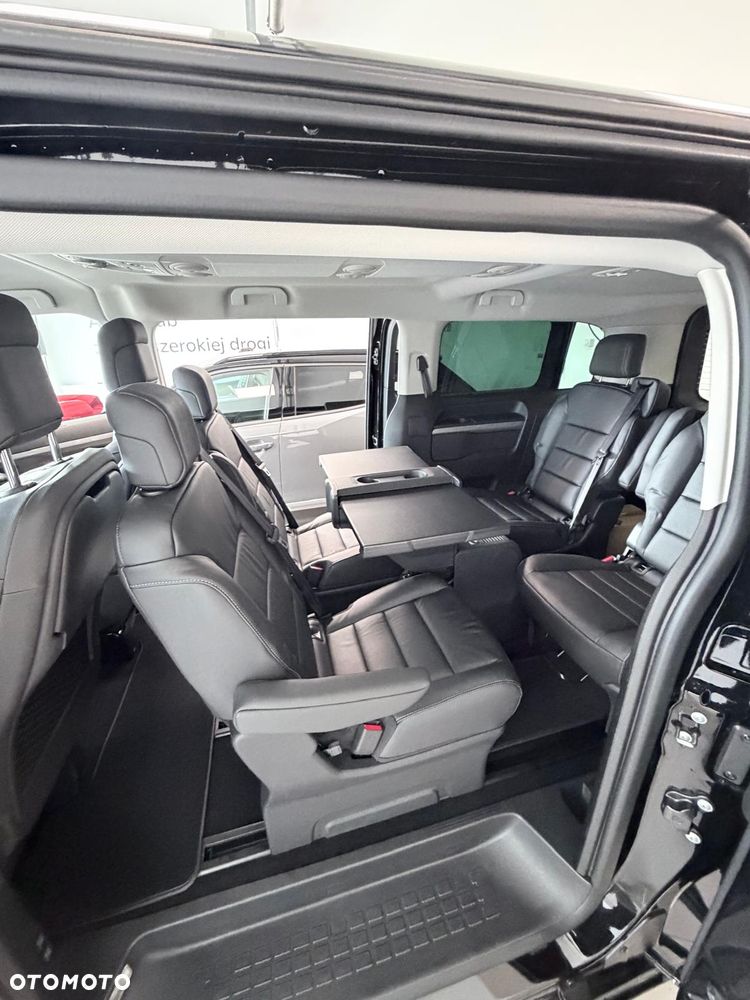 Peugeot Traveller 2.2 BlueHDi Long Business VIP EAT8 - 10