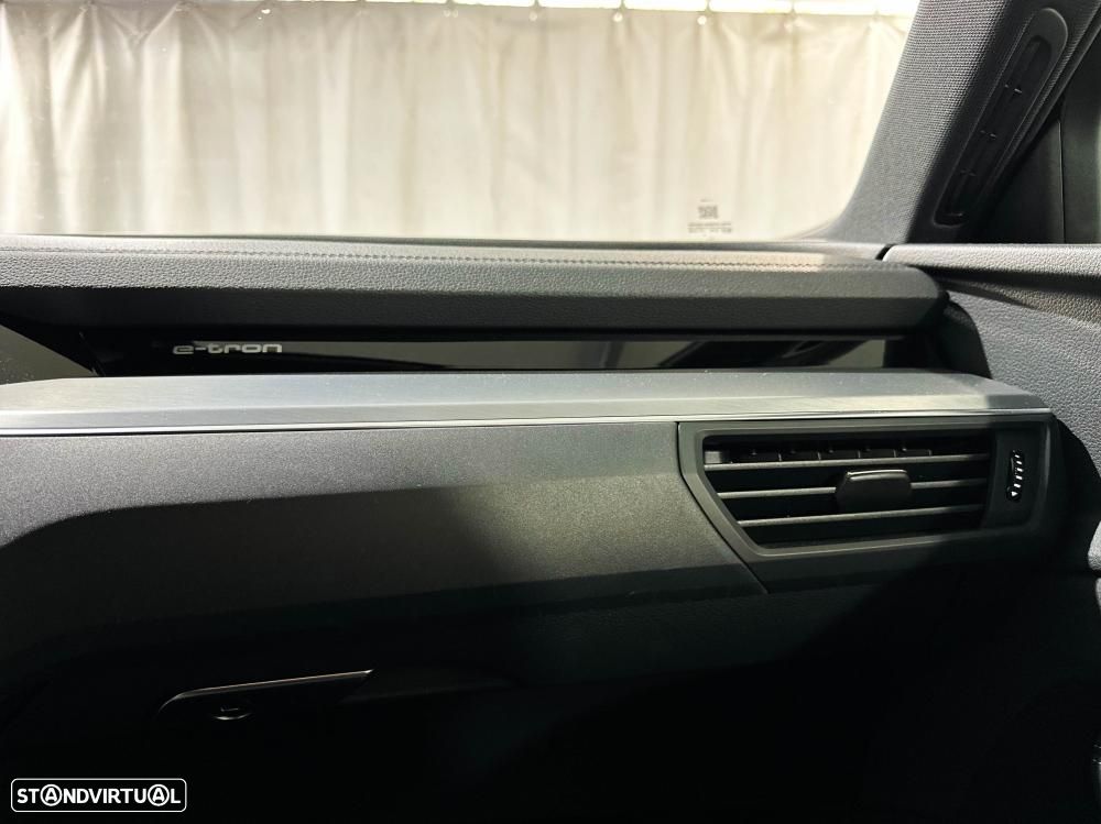 Audi e-tron 55 quattro S line - 25