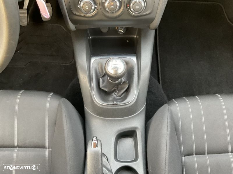 Citroën C4 1.6 BlueHDi Feel - 36