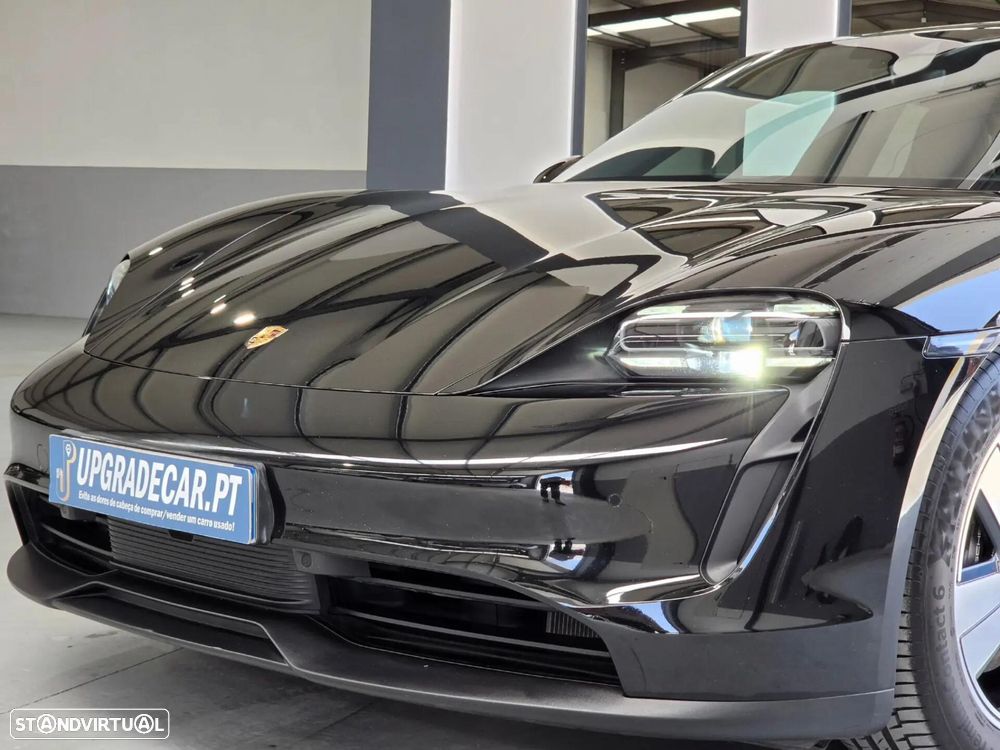 Porsche Taycan 4 - 7
