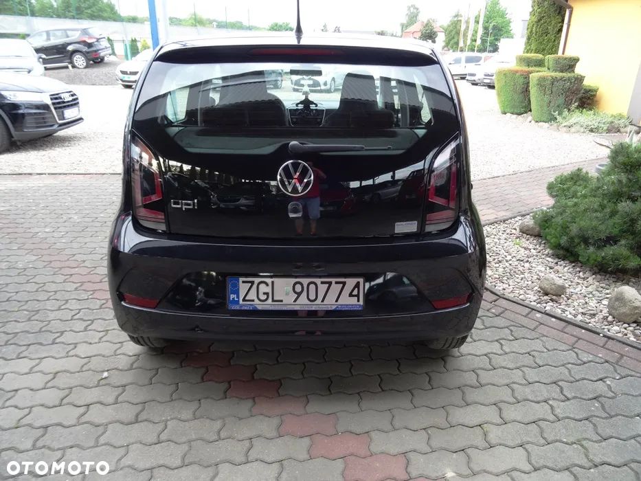 Volkswagen up! 1.0 Beats - 6