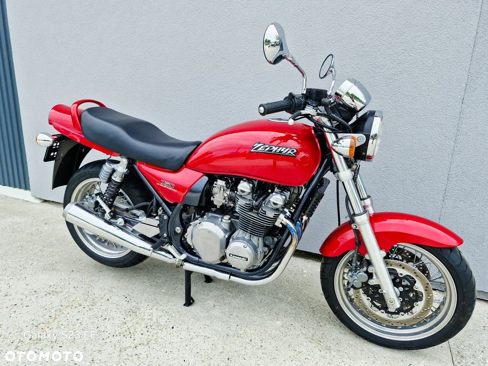 Kawasaki Zephyr - 15