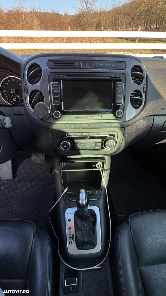 Volkswagen Tiguan - 8