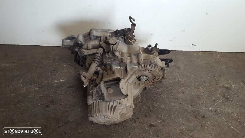 CAIXA VELOCIDADES HYUNDAI LANTRA II 1998 - 2