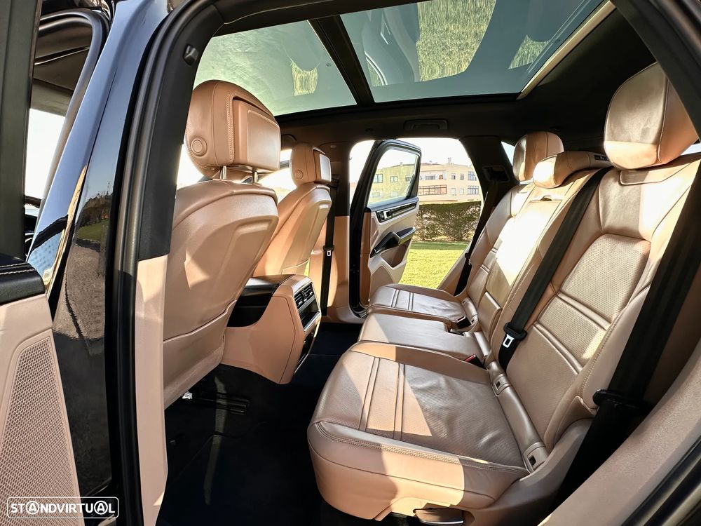 Porsche Cayenne S Tiptronic S - 28