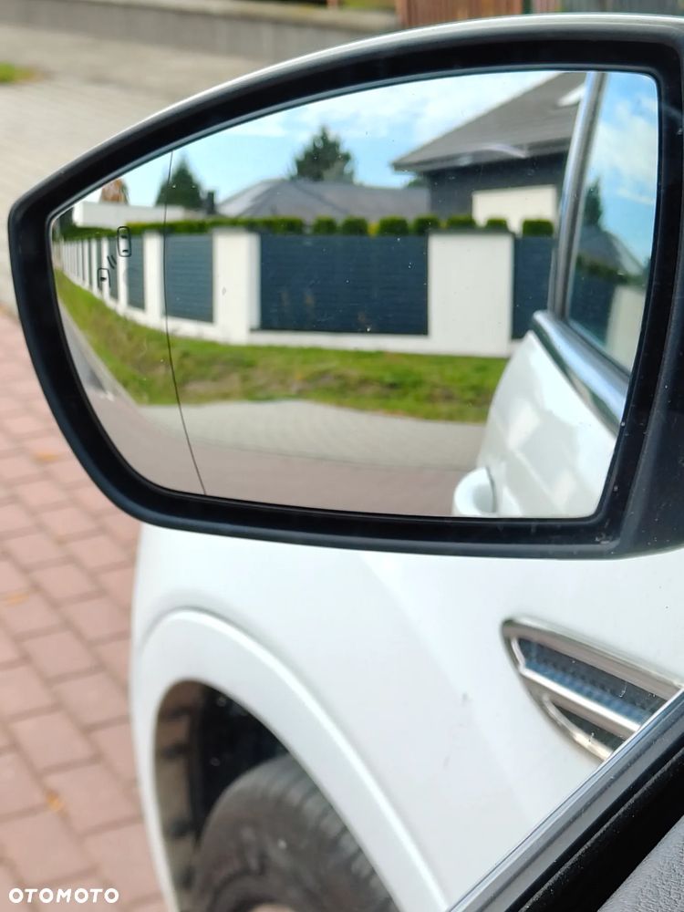 Ford Kuga - 21
